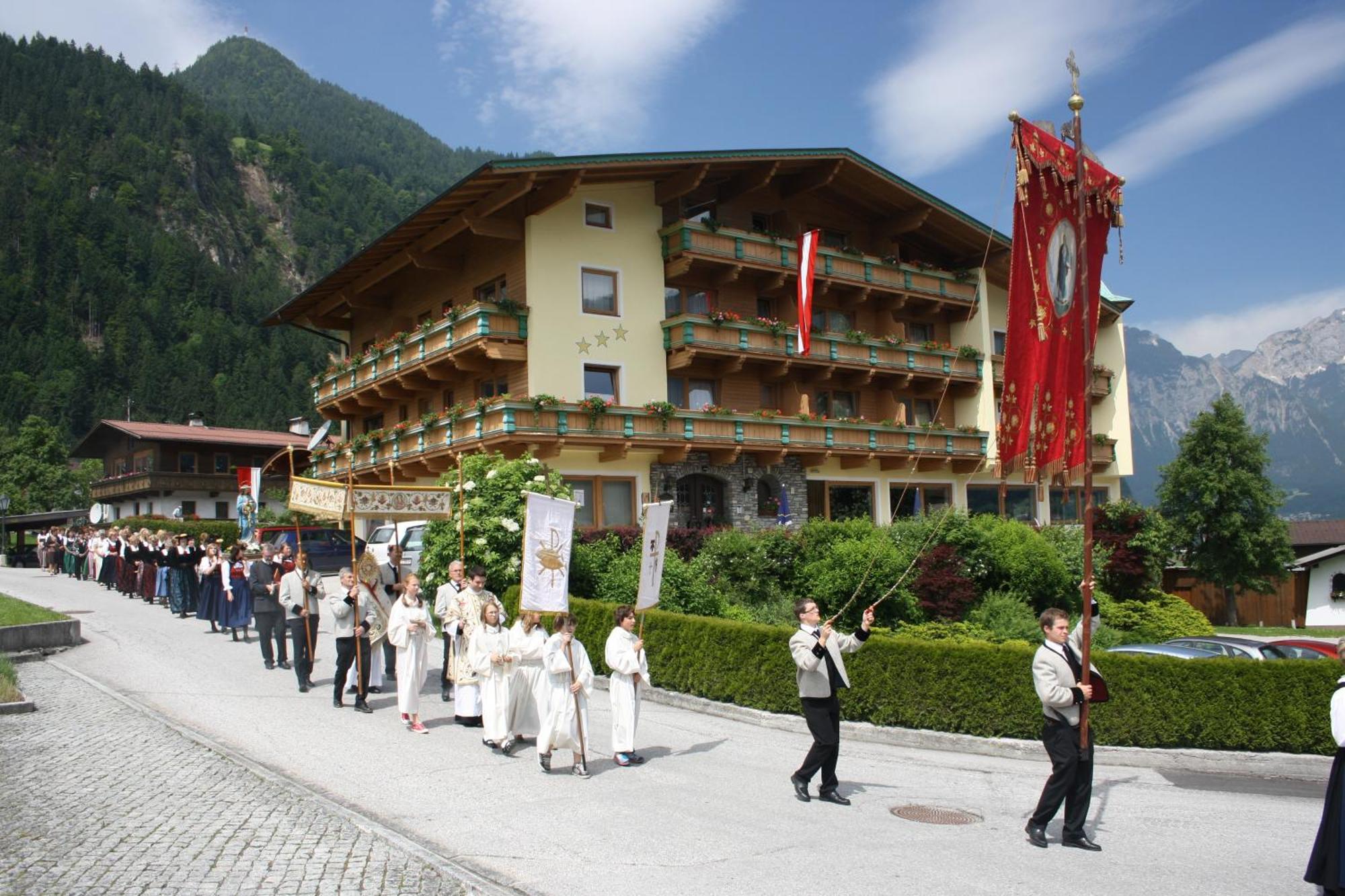 Hotel Gasthof Jaeger Zillertal Schlitters Kültér fotó