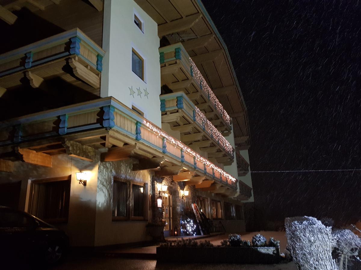 Hotel Gasthof Jaeger Zillertal Schlitters Kültér fotó