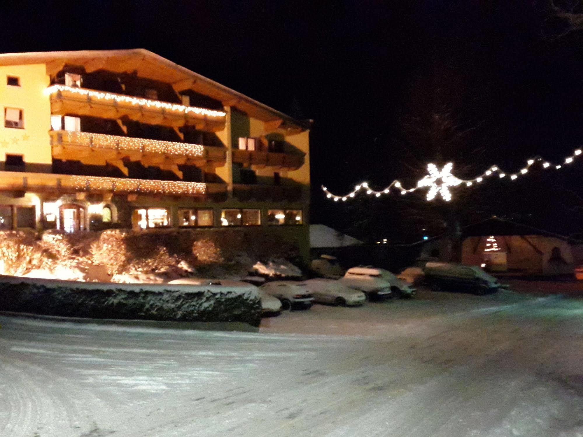 Hotel Gasthof Jaeger Zillertal Schlitters Kültér fotó