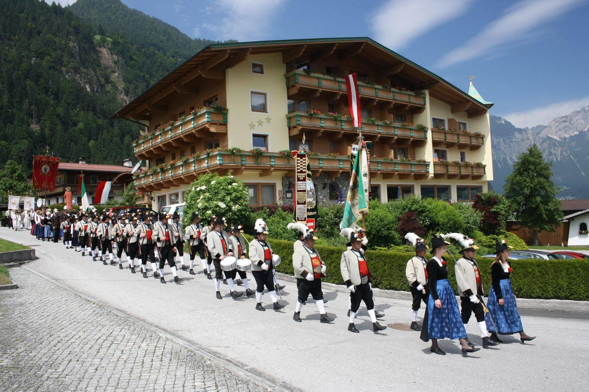 Hotel Gasthof Jaeger Zillertal Schlitters Kültér fotó