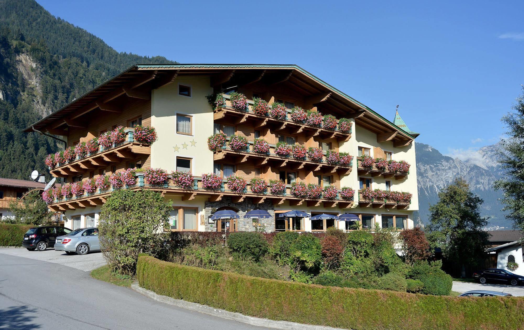 Hotel Gasthof Jaeger Zillertal Schlitters Kültér fotó